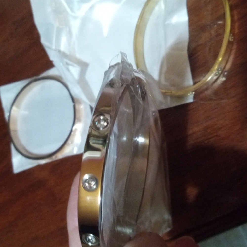 Bracelet